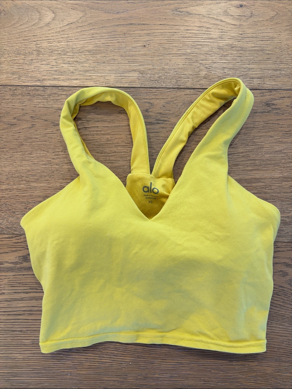 ALO Yoga Women's Mustard Yellow V-Neck Crop Sports Bra